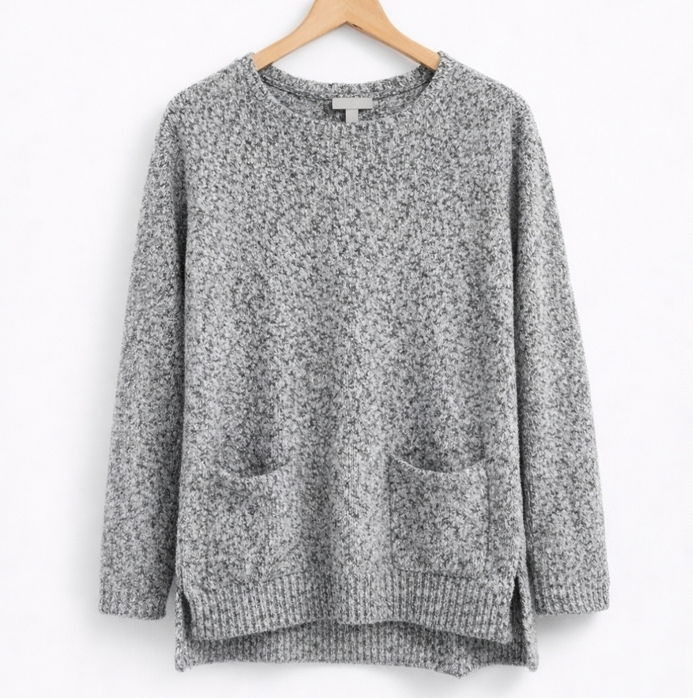 J.Jill Women's Gray Front Pockets knit Casual Chic comfy Sweater Size M.
